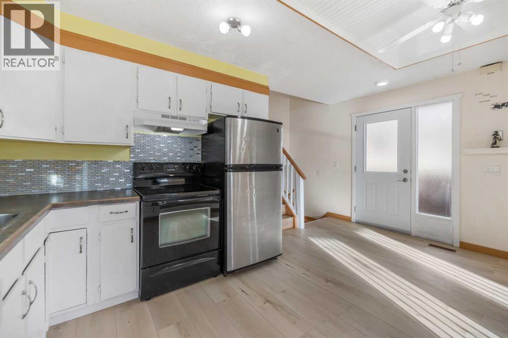 124 Falwood Crescent Ne, Calgary, Alberta  T3J 1E3 - Photo 12 - A2279618