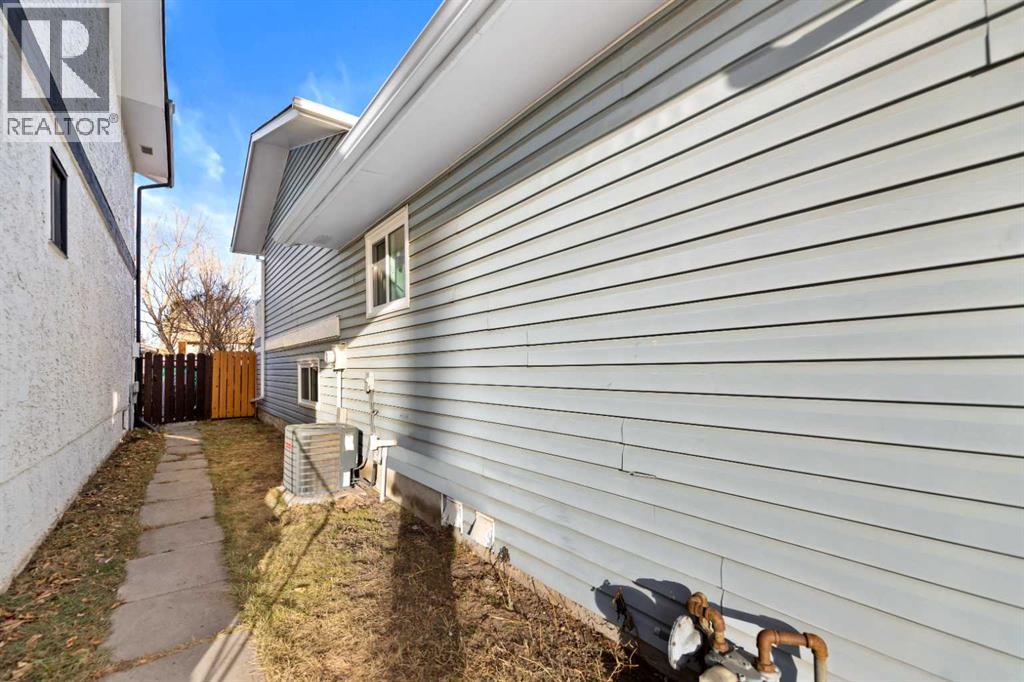 124 Falwood Crescent Ne, Calgary, Alberta  T3J 1E3 - Photo 33 - A2279618