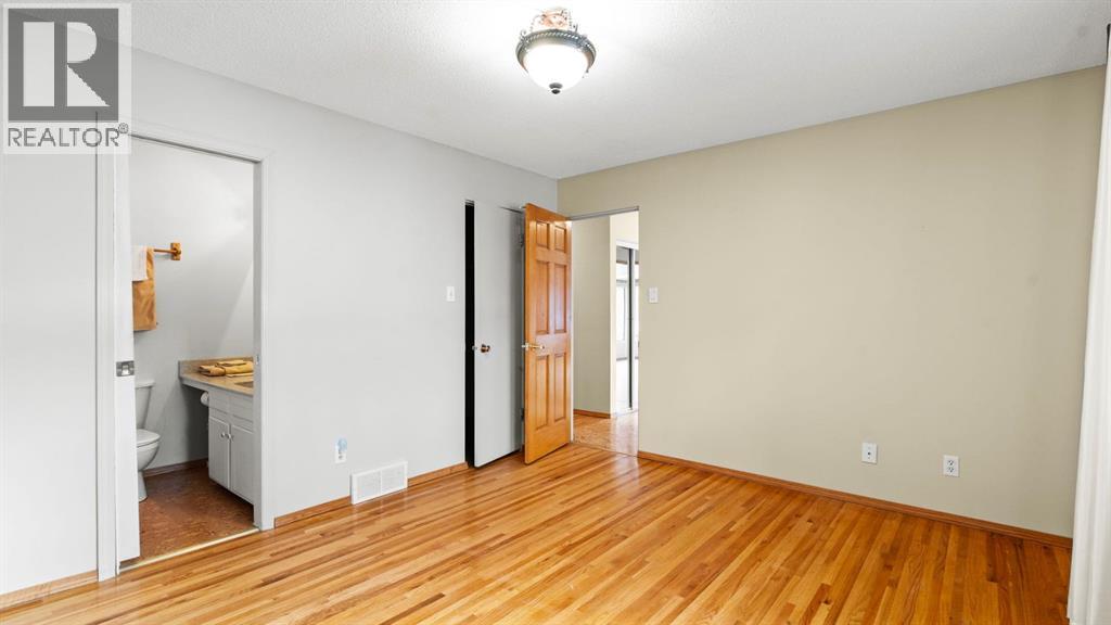 928 120 Avenue Se, Calgary, Alberta  T2J 2K7 - Photo 18 - A2279401