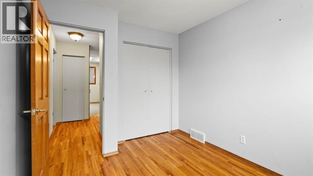 928 120 Avenue Se, Calgary, Alberta  T2J 2K7 - Photo 23 - A2279401