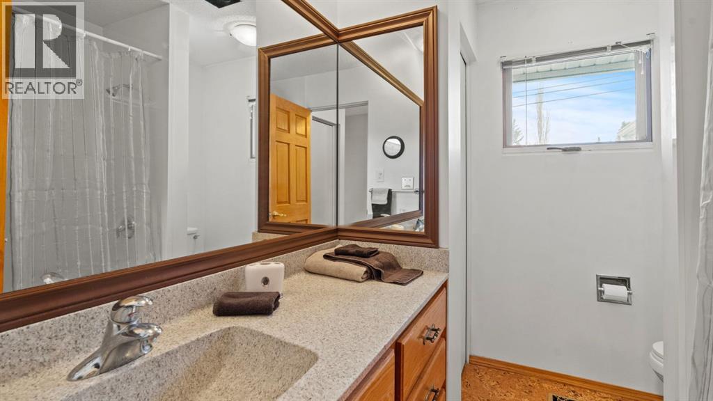 928 120 Avenue Se, Calgary, Alberta  T2J 2K7 - Photo 24 - A2279401