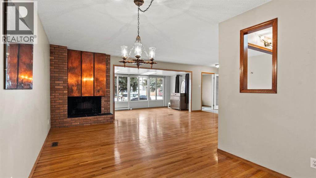 928 120 Avenue Se, Calgary, Alberta  T2J 2K7 - Photo 8 - A2279401