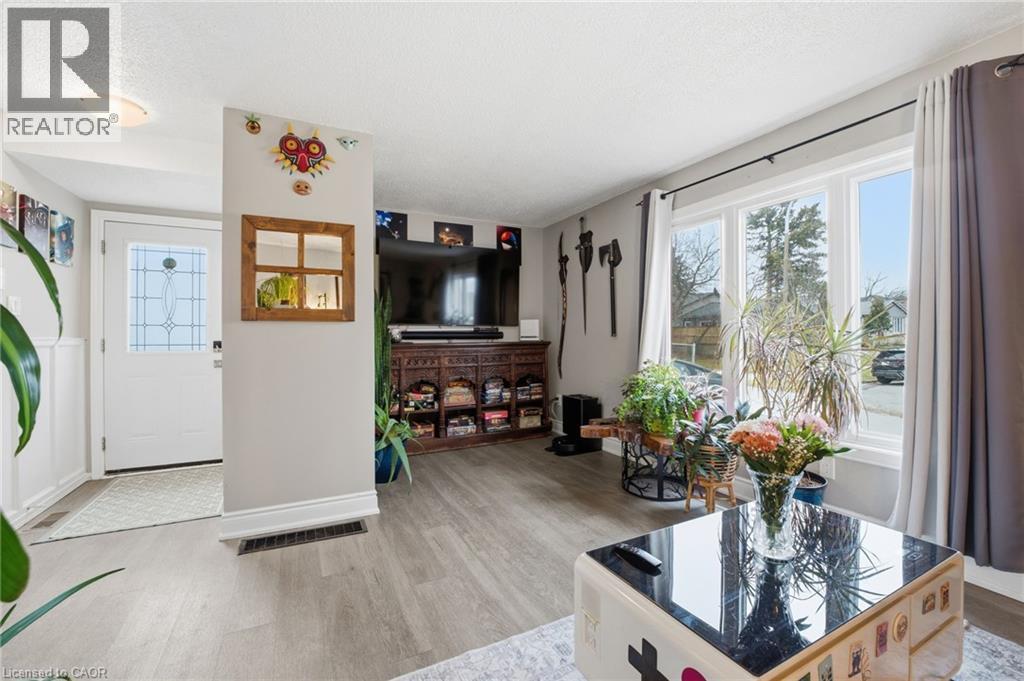 105 Rand Street, Stoney Creek, Ontario  L8J 1A7 - Photo 5 - 40798988