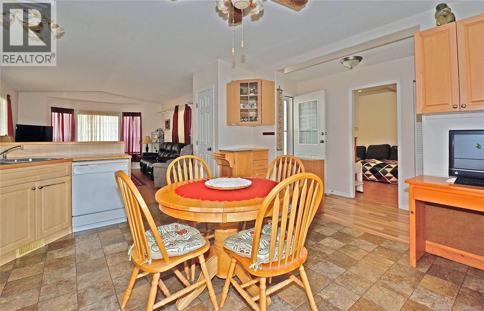 53 6231 Farber Way, Nanaimo, British Columbia  V9T 6J2 - Photo 8 - 1023333