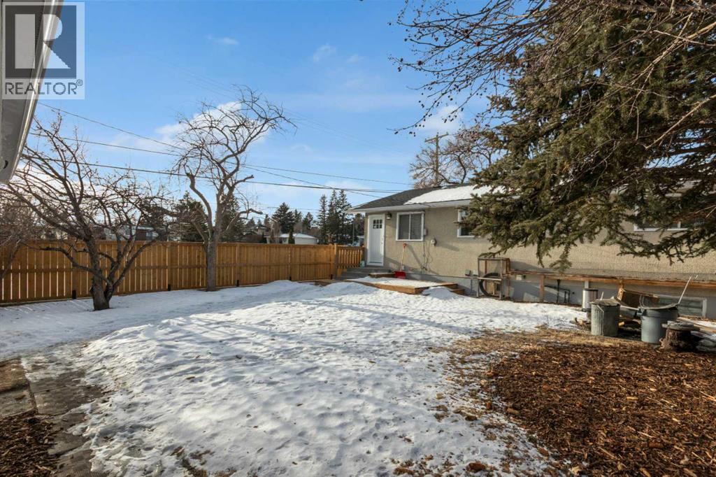 6312 Thorncliffe Drive Nw, Calgary, Alberta  T2K 3A7 - Photo 26 - A2278293