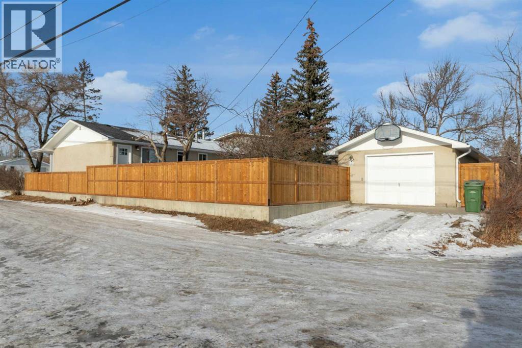 6312 Thorncliffe Drive Nw, Calgary, Alberta  T2K 3A7 - Photo 30 - A2278293