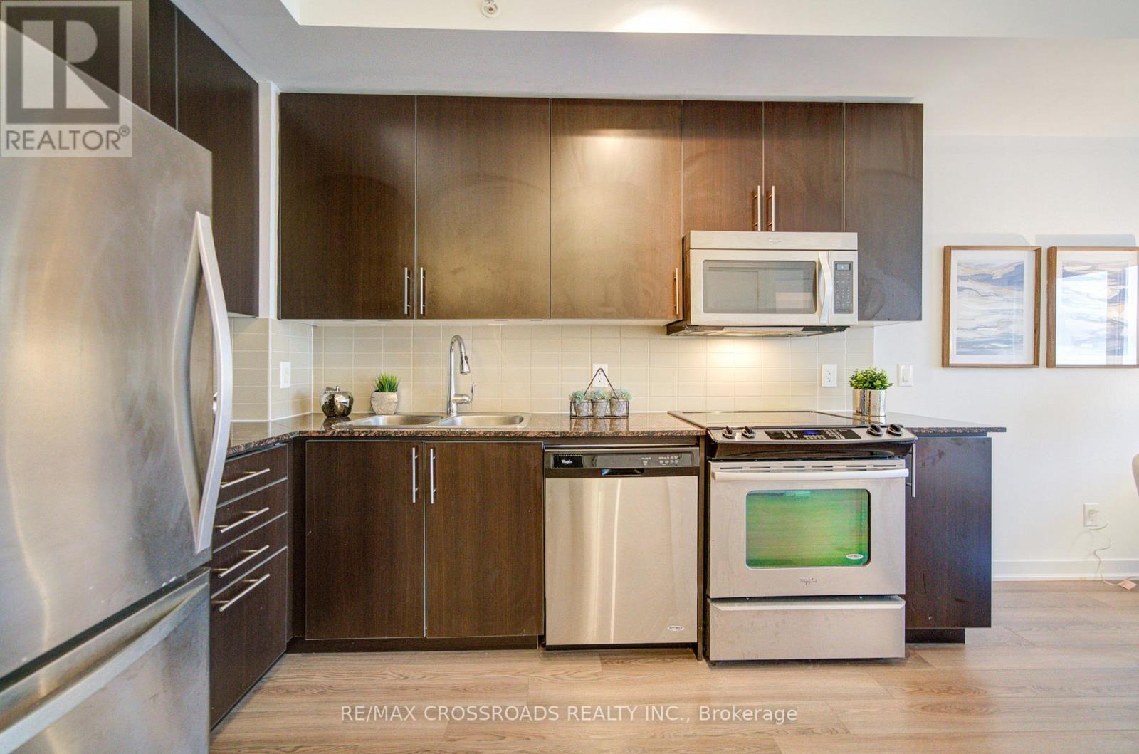 1301 - 60 Berwick Avenue, Toronto, Ontario  M5P 0A3 - Photo 7 - C12693018