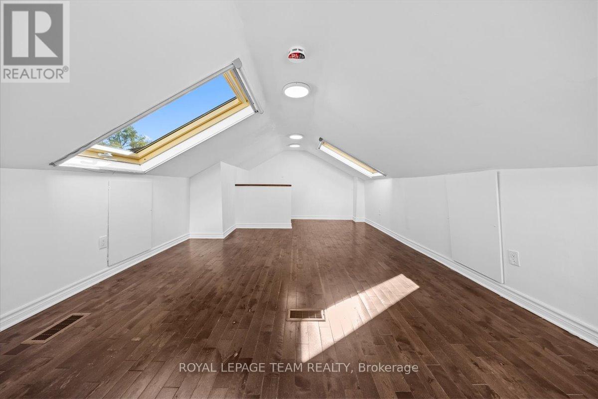 5410 Old Richmond Road, Ottawa, Ontario  K2R 1G7 - Photo 29 - X12701690