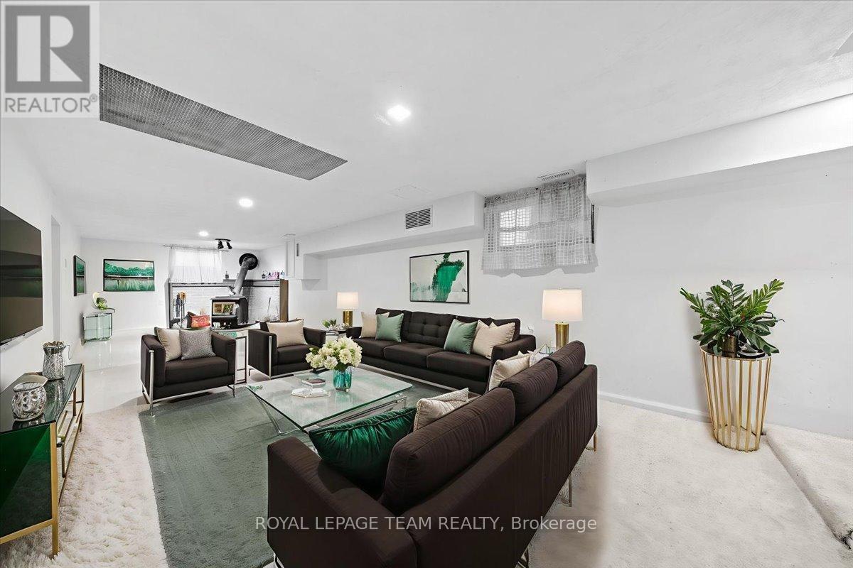 5410 Old Richmond Road, Ottawa, Ontario  K2R 1G7 - Photo 32 - X12701690