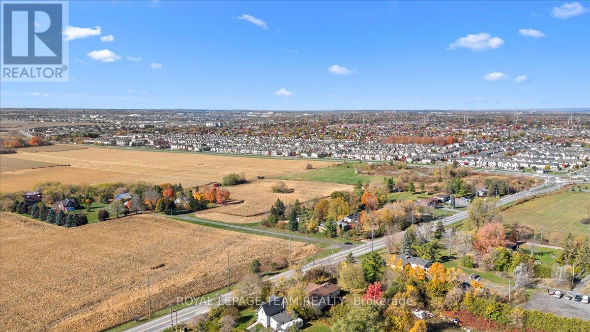 5410 Old Richmond Road, Ottawa, Ontario  K2R 1G7 - Photo 39 - X12701690
