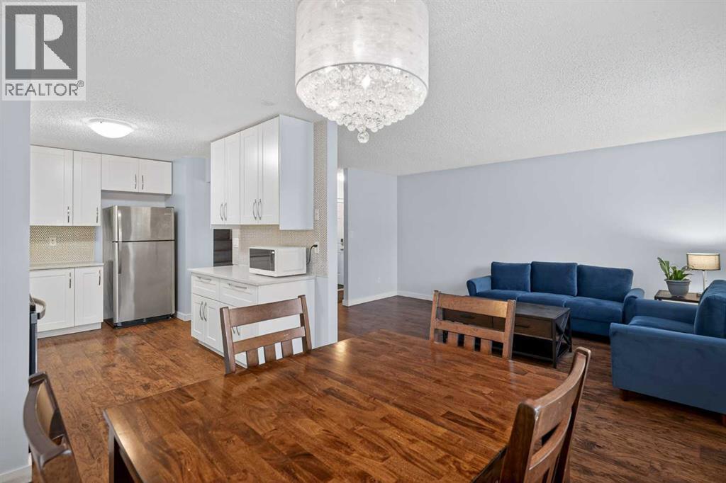 68 Cedarwood Hill Sw, Calgary, Alberta  T2W 3H5 - Photo 10 - A2277997