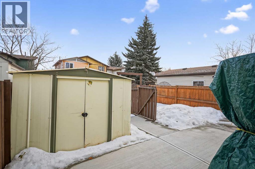 68 Cedarwood Hill Sw, Calgary, Alberta  T2W 3H5 - Photo 39 - A2277997