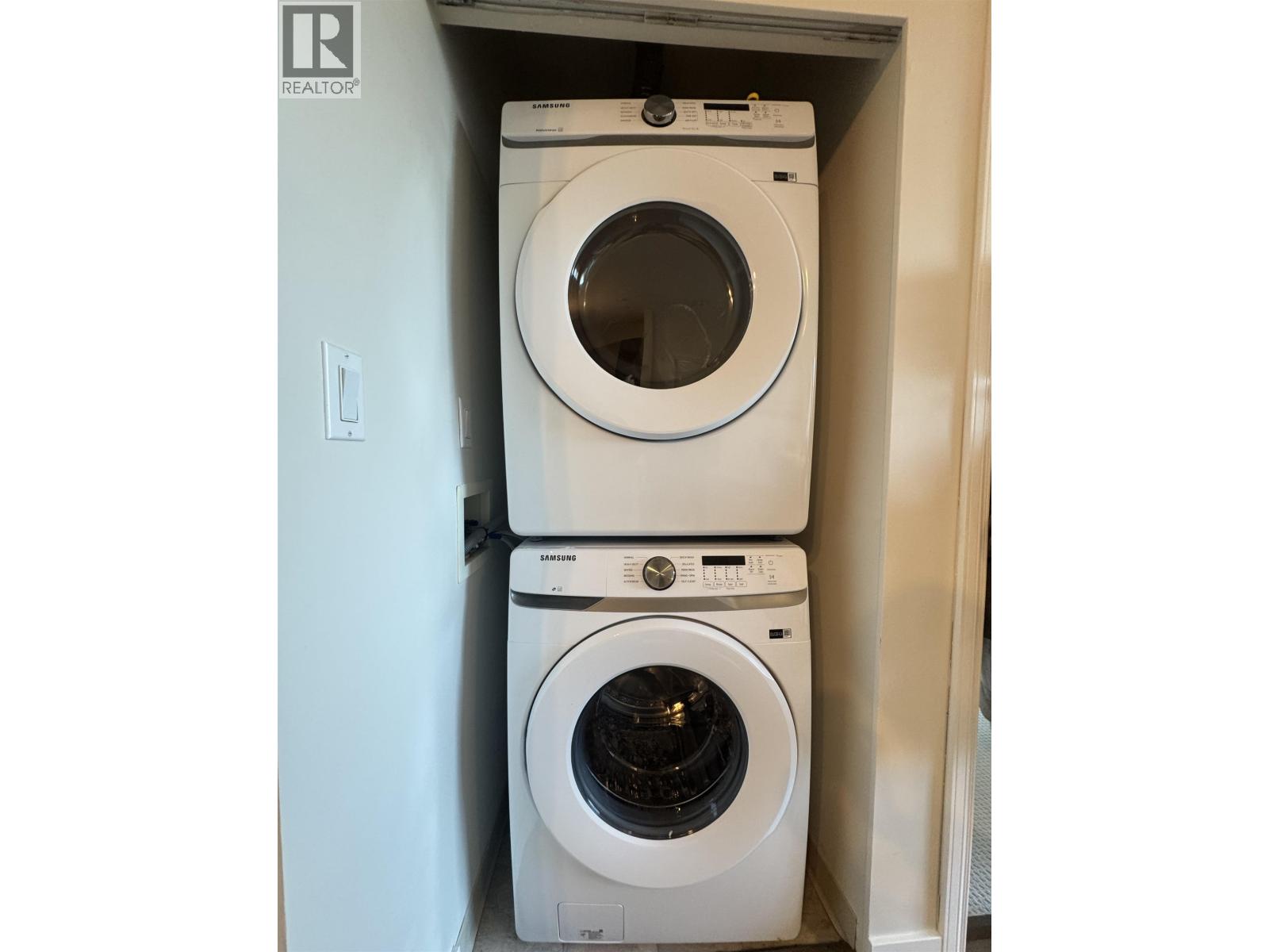 407 6837 Station Hill Drive, Burnaby, British Columbia  V3N 5B7 - Photo 14 - R3077977