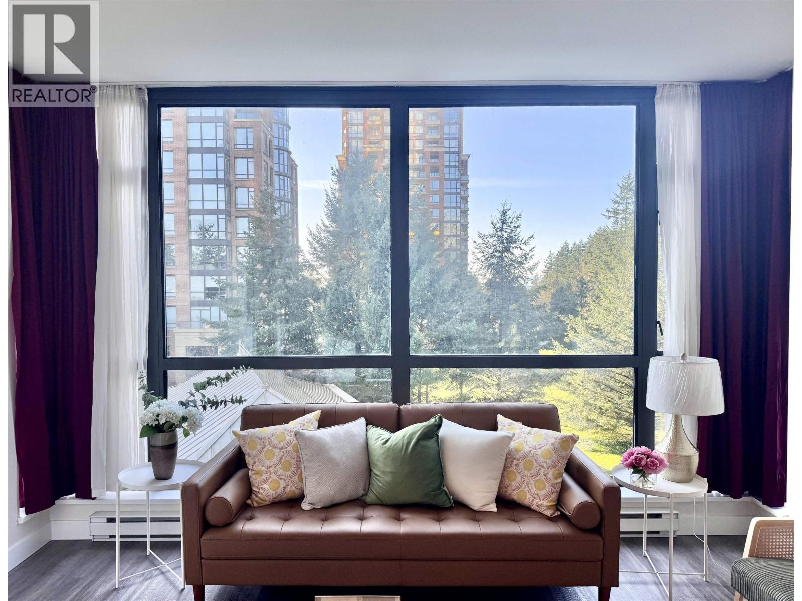 407 6837 Station Hill Drive, Burnaby, British Columbia  V3N 5B7 - Photo 6 - R3077977