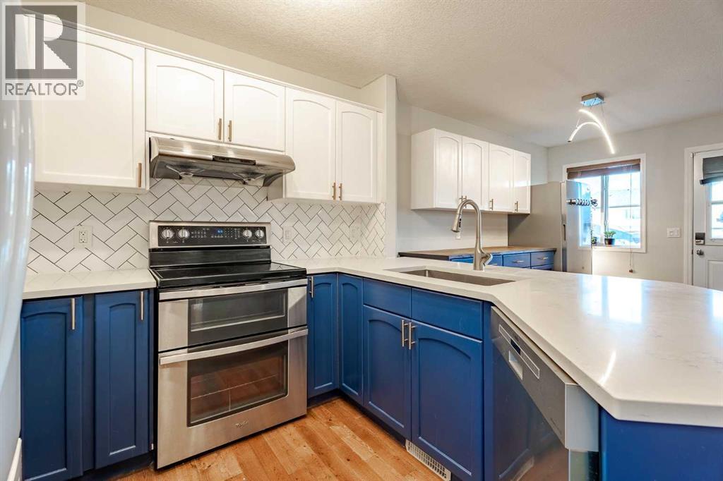 42 Bridlecrest Gardens Sw, Calgary, Alberta  T2Y 4Y4 - Photo 5 - A2278786