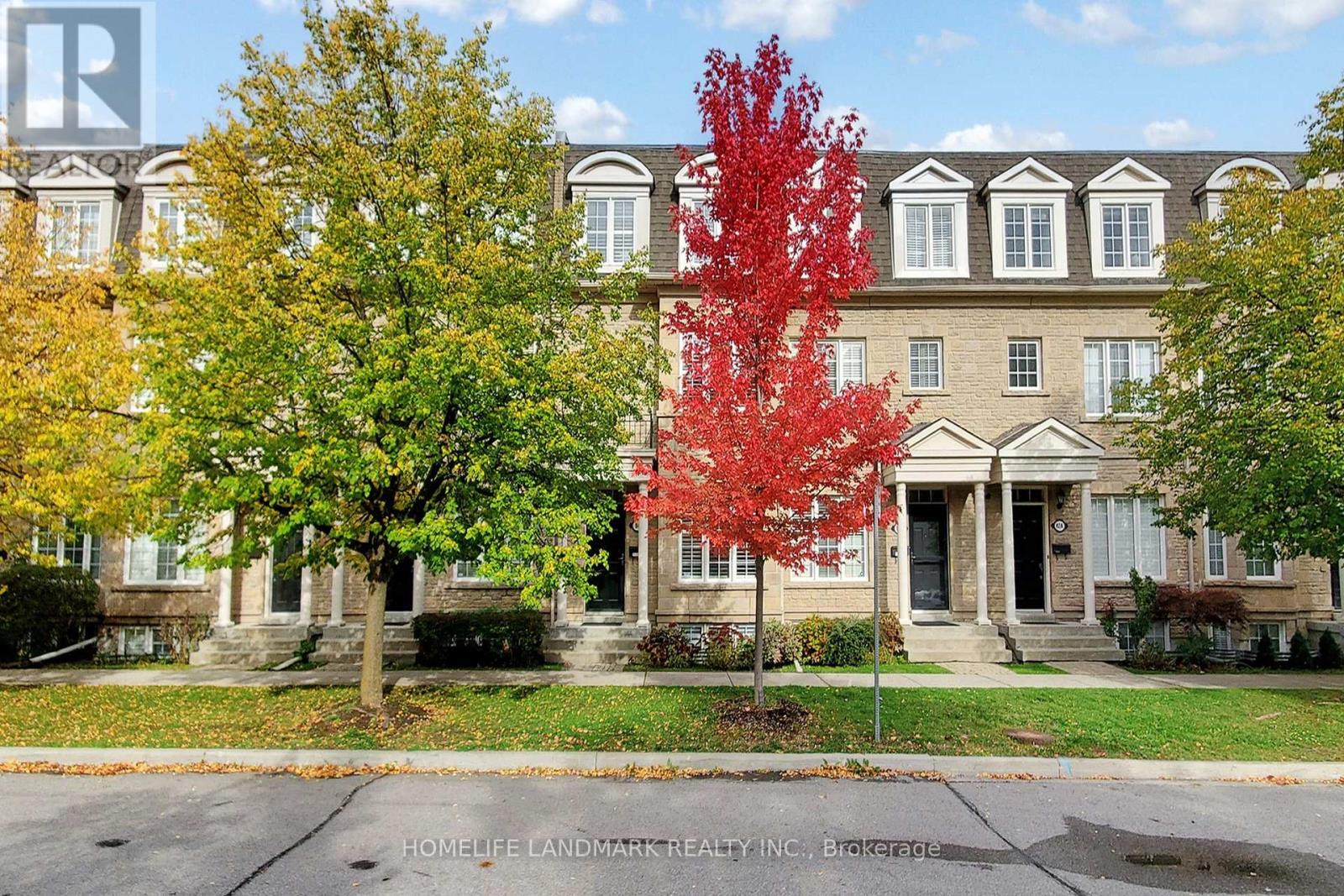 84 ELLERSLIE AVENUE, Toronto, Ontario