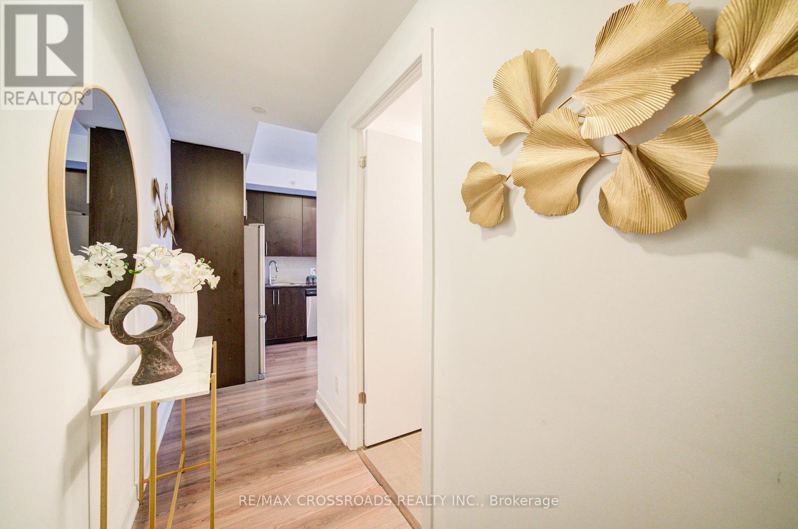 1301 - 60 Berwick Avenue, Toronto, Ontario  M5P 0A3 - Photo 4 - C12701688