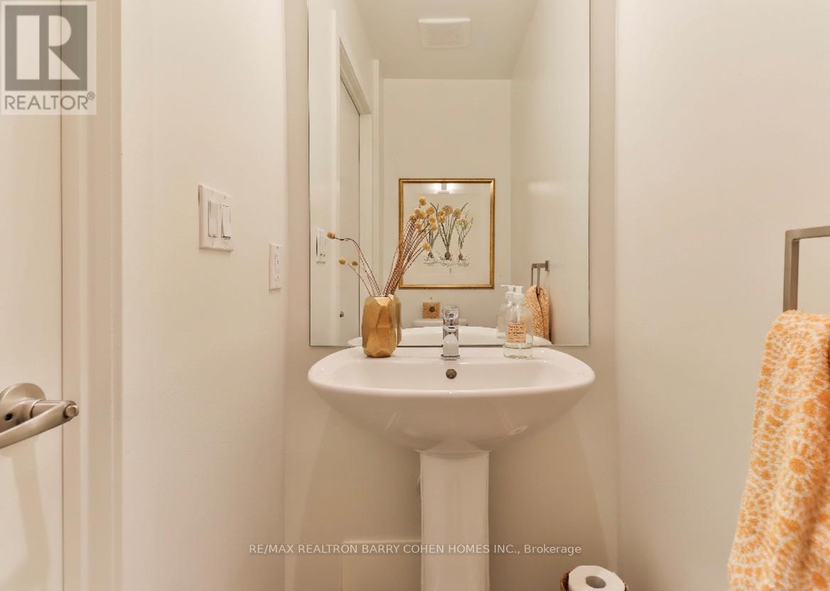 Ph3 - 2 Bellefair Avenue, Toronto, Ontario  M4L 3T8 - Photo 15 - E12701658