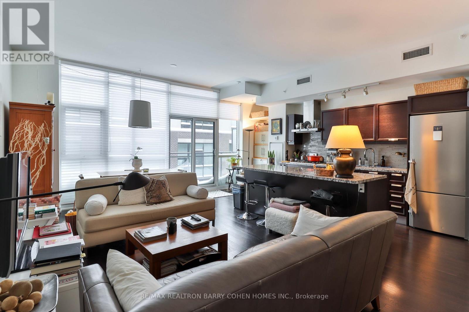 Ph3 - 2 Bellefair Avenue, Toronto, Ontario  M4L 3T8 - Photo 2 - E12701658