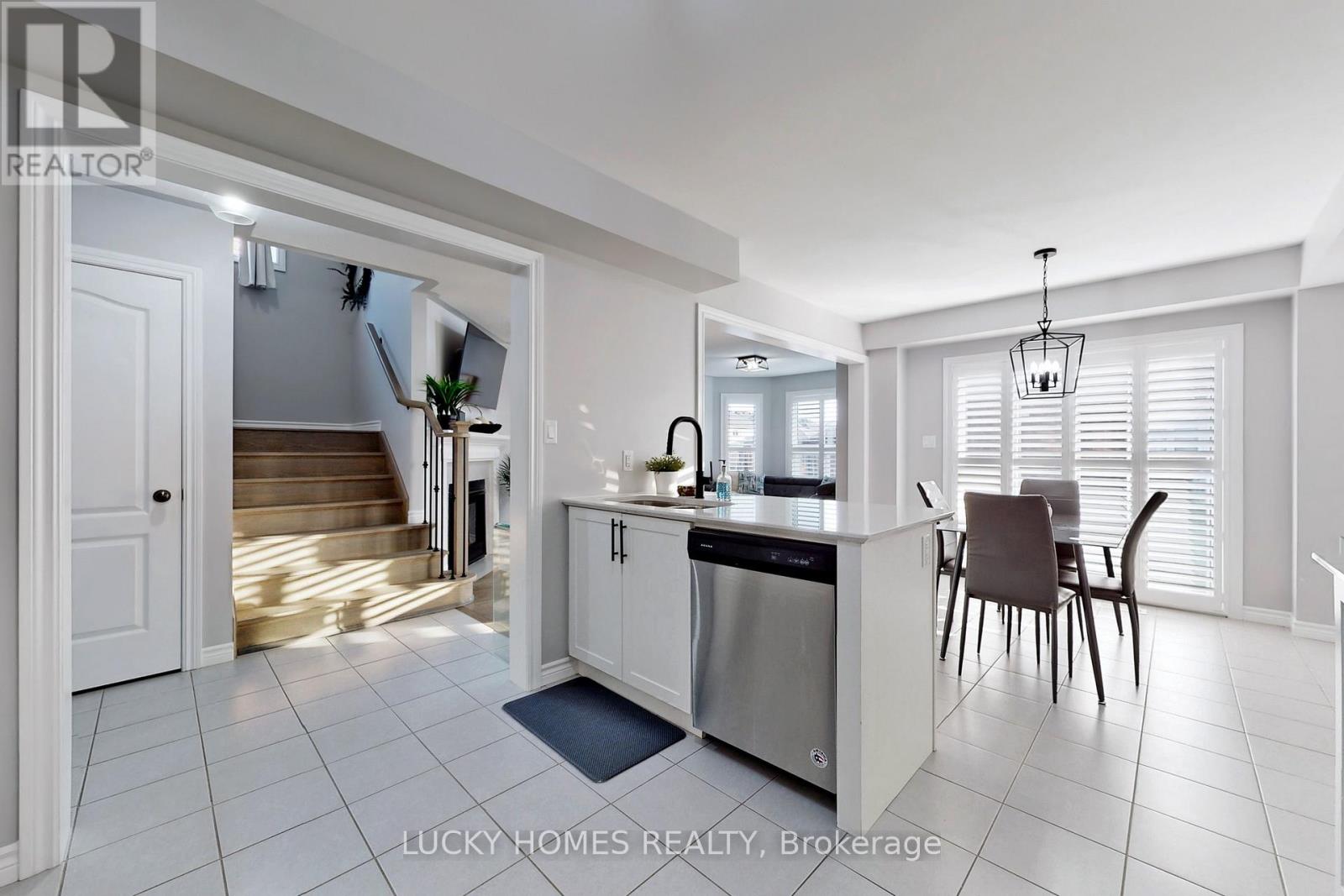 1502 Dunedin Crescent, Oshawa, Ontario  L1K 0T9 - Photo 10 - E12701678