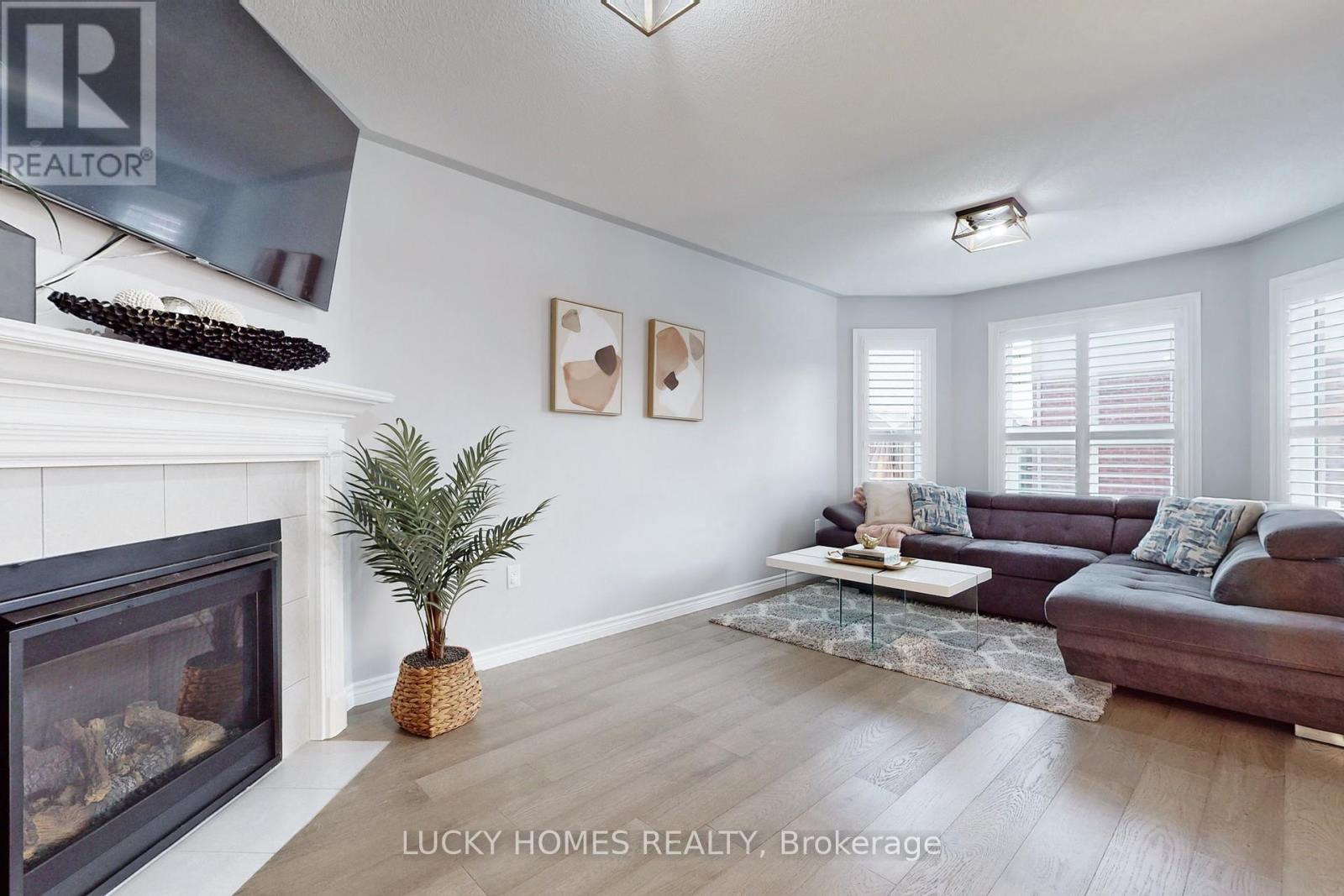 1502 Dunedin Crescent, Oshawa, Ontario  L1K 0T9 - Photo 6 - E12701678