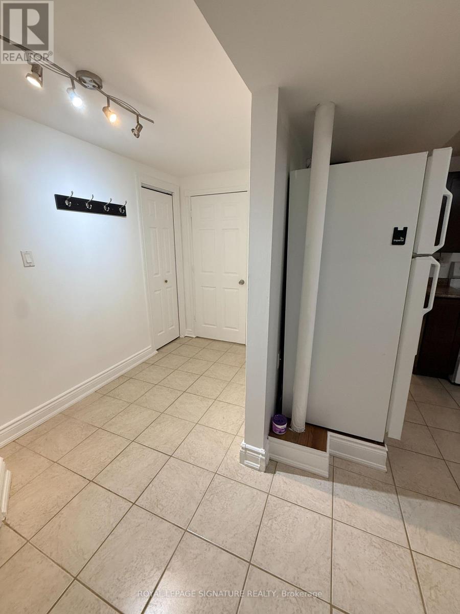 Basement - 6359 Plowmans Heath, Mississauga, Ontario  L5N 3W1 - Photo 3 - W12630496