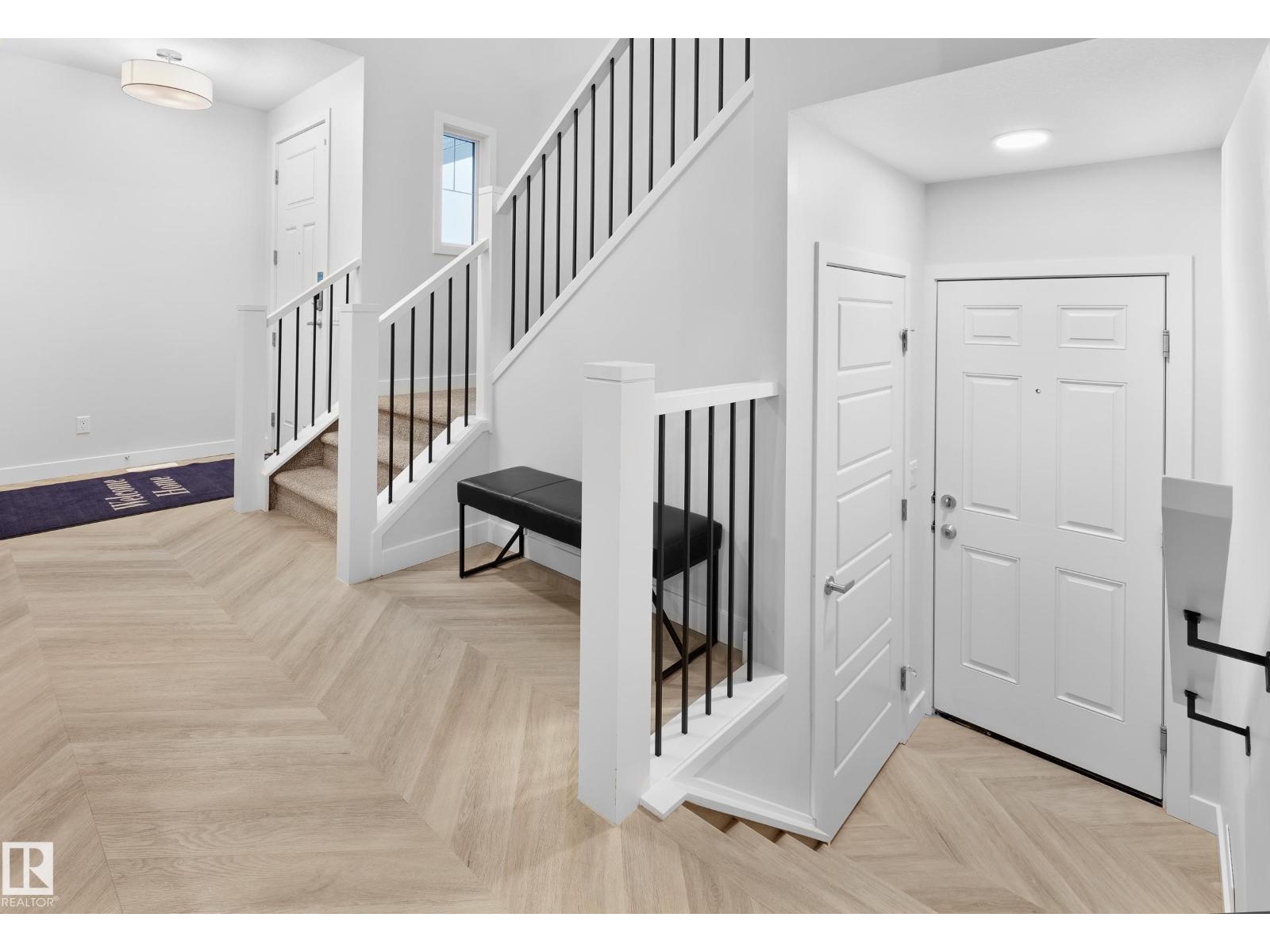 2126 Muckleplum Cr Sw, Edmonton, Alberta  T6X 3G9 - Photo 4 - E4470215