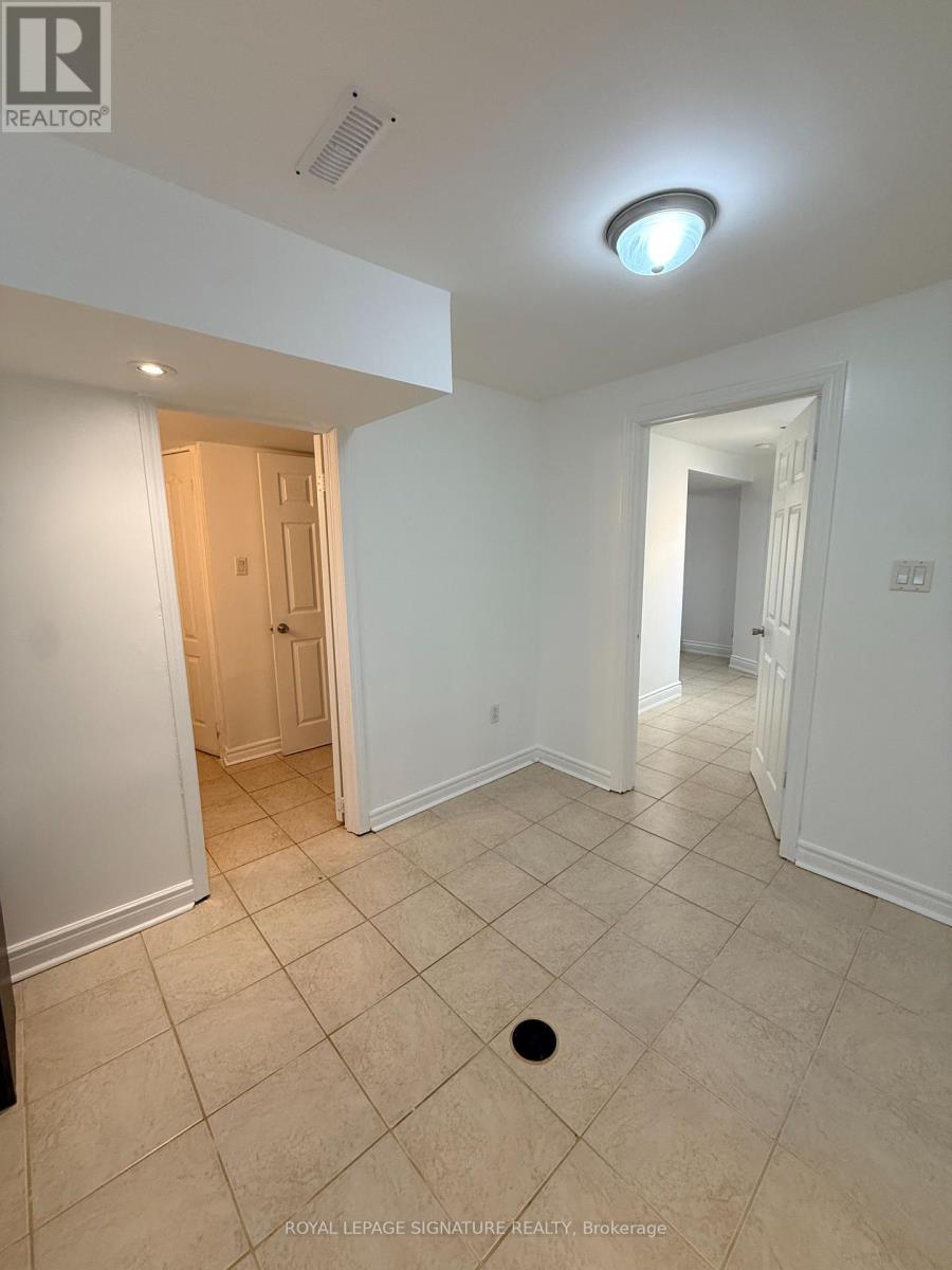 Basement - 6359 Plowmans Heath, Mississauga, Ontario  L5N 3W1 - Photo 9 - W12630496