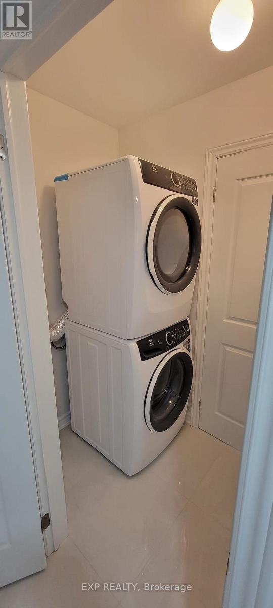 Lower - 25 Gemma Place, Brampton, Ontario  L6Z 0J5 - Photo 9 - W12701476