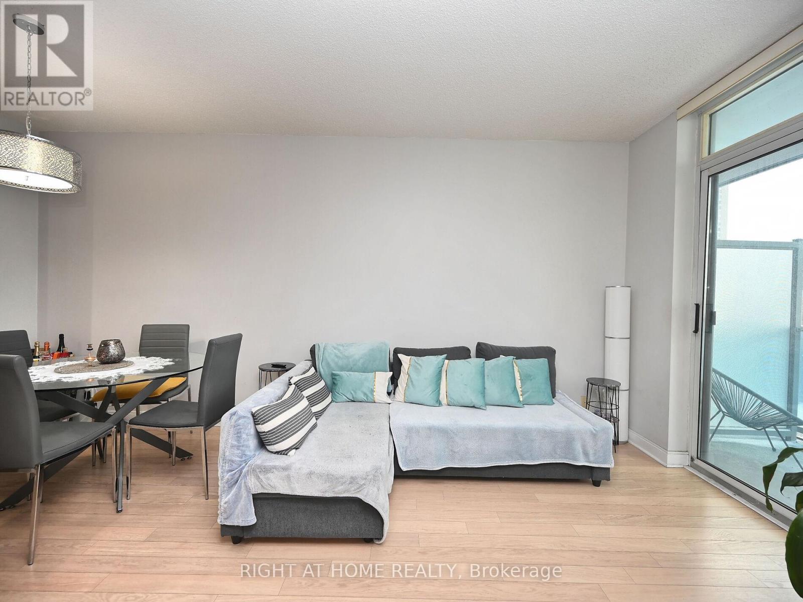 908 - 90 Absolute Avenue, Mississauga, Ontario  L4Z 0A3 - Photo 10 - W12701662