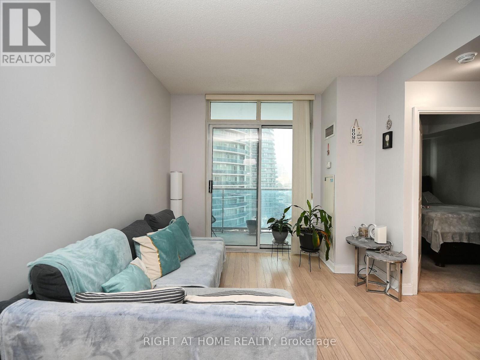 908 - 90 Absolute Avenue, Mississauga, Ontario  L4Z 0A3 - Photo 11 - W12701662