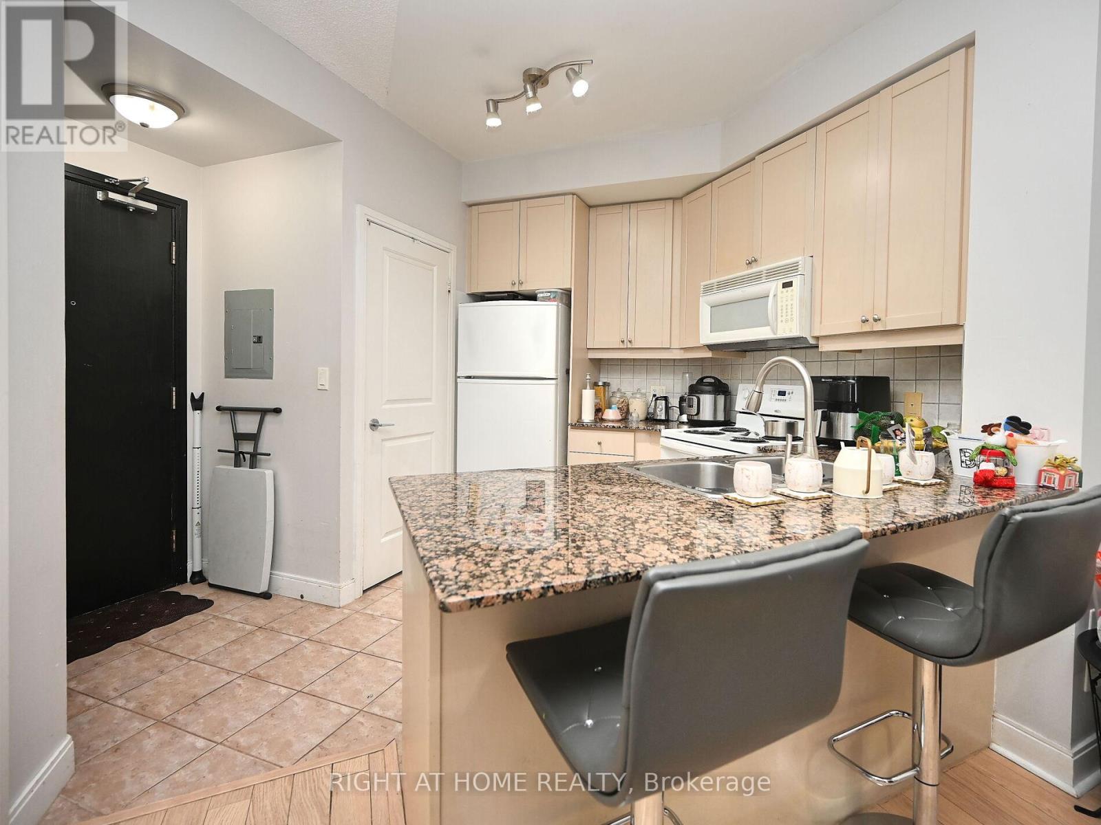 908 - 90 Absolute Avenue, Mississauga, Ontario  L4Z 0A3 - Photo 16 - W12701662