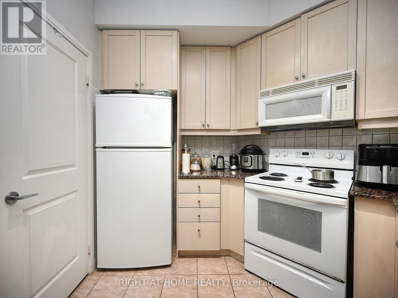 908 - 90 Absolute Avenue, Mississauga, Ontario  L4Z 0A3 - Photo 19 - W12701662