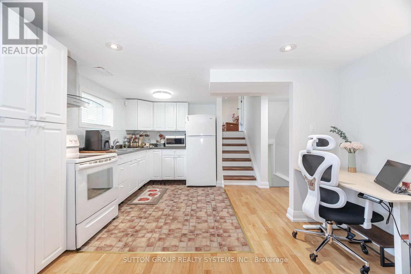 175 Connaught Crescent, Caledon, Ontario  L7E 2S8 - Photo 30 - W12701664