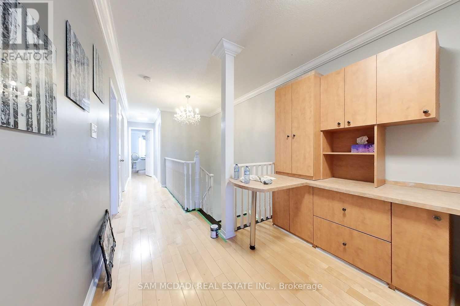 5940 Ridgecrest Trail, Mississauga, Ontario  L5V 2T4 - Photo 10 - W12701666