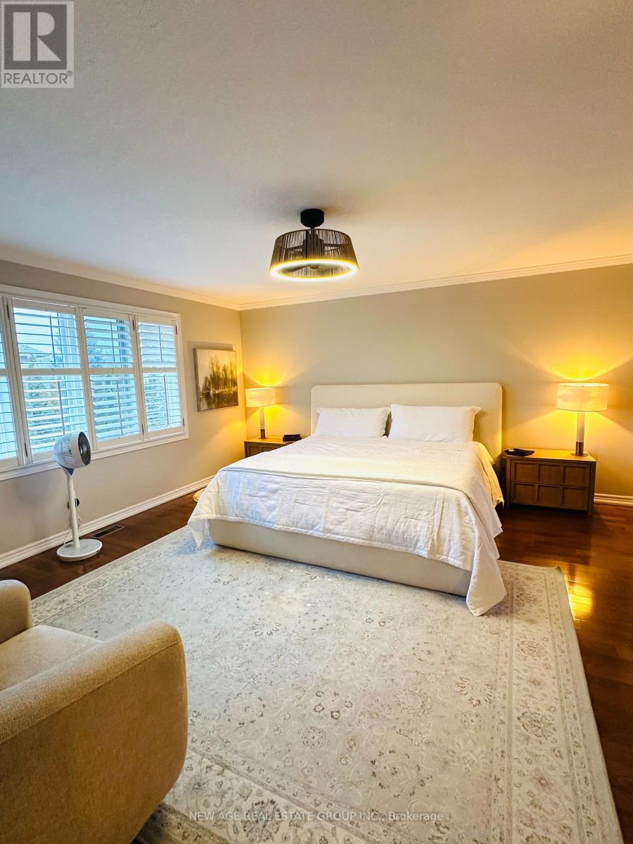 1088 Sturbridge Drive, Burlington, Ontario  L7P 5B5 - Photo 10 - W12701676