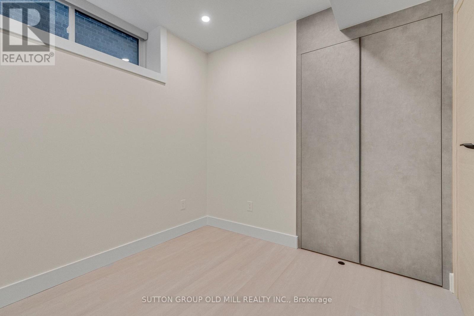 01 - 625 Harvie Avenue, Toronto, Ontario  M6E 4M4 - Photo 27 - W12701692