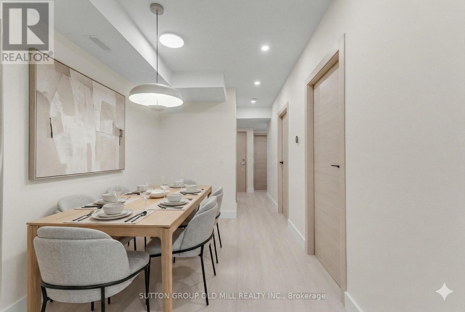 01 - 625 Harvie Avenue, Toronto, Ontario  M6E 4M4 - Photo 8 - W12701692