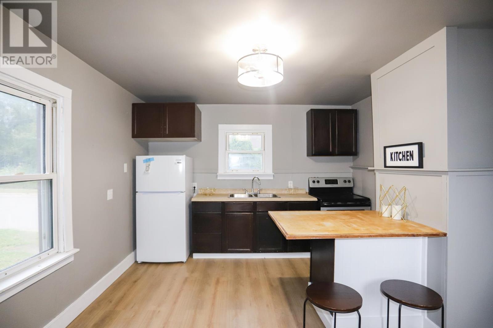 299 Goulais Ave, Sault Ste Marie, Ontario  P6C 5A2 - Photo 20 - SM260097