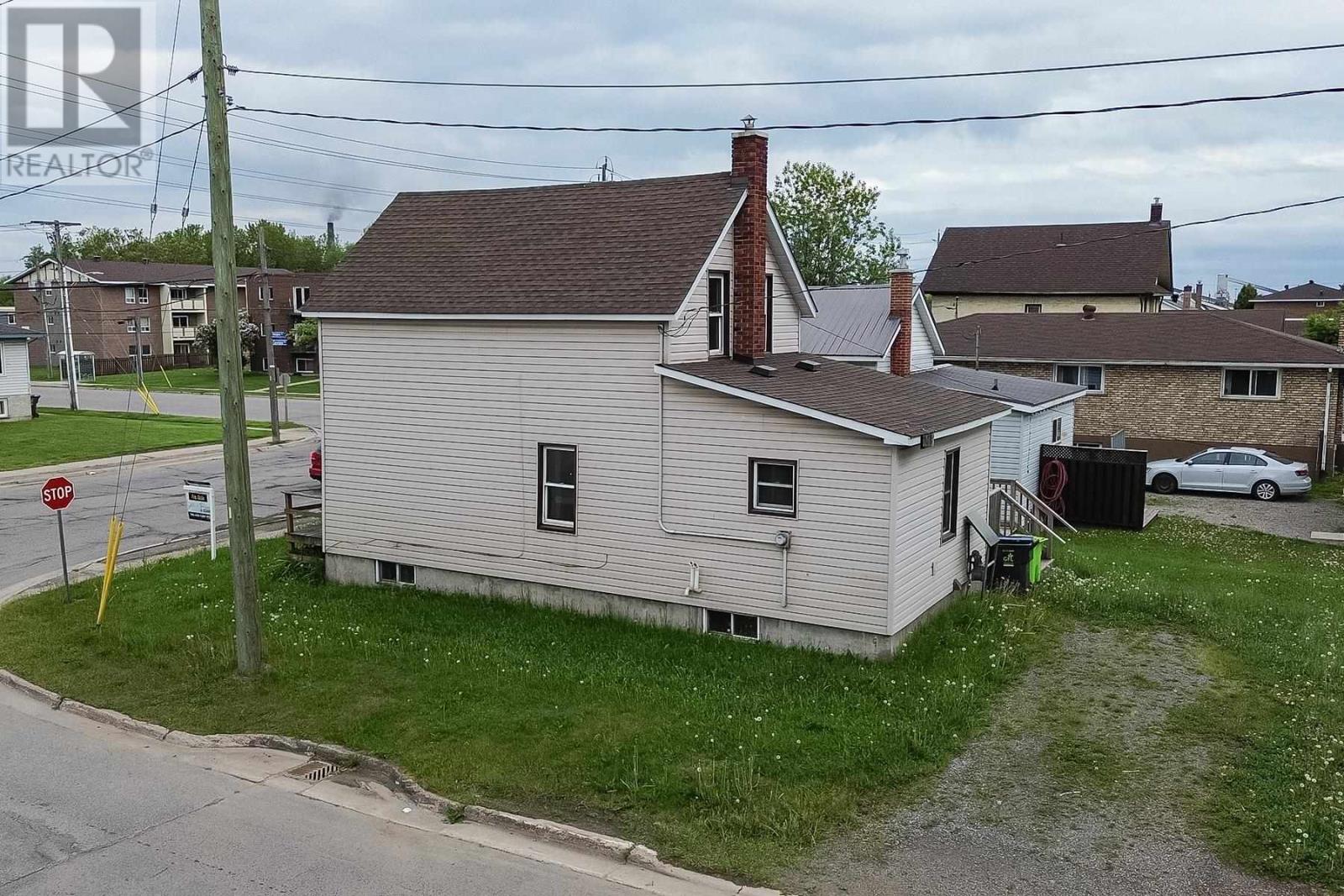 299 Goulais Ave, Sault Ste Marie, Ontario  P6C 5A2 - Photo 9 - SM260097