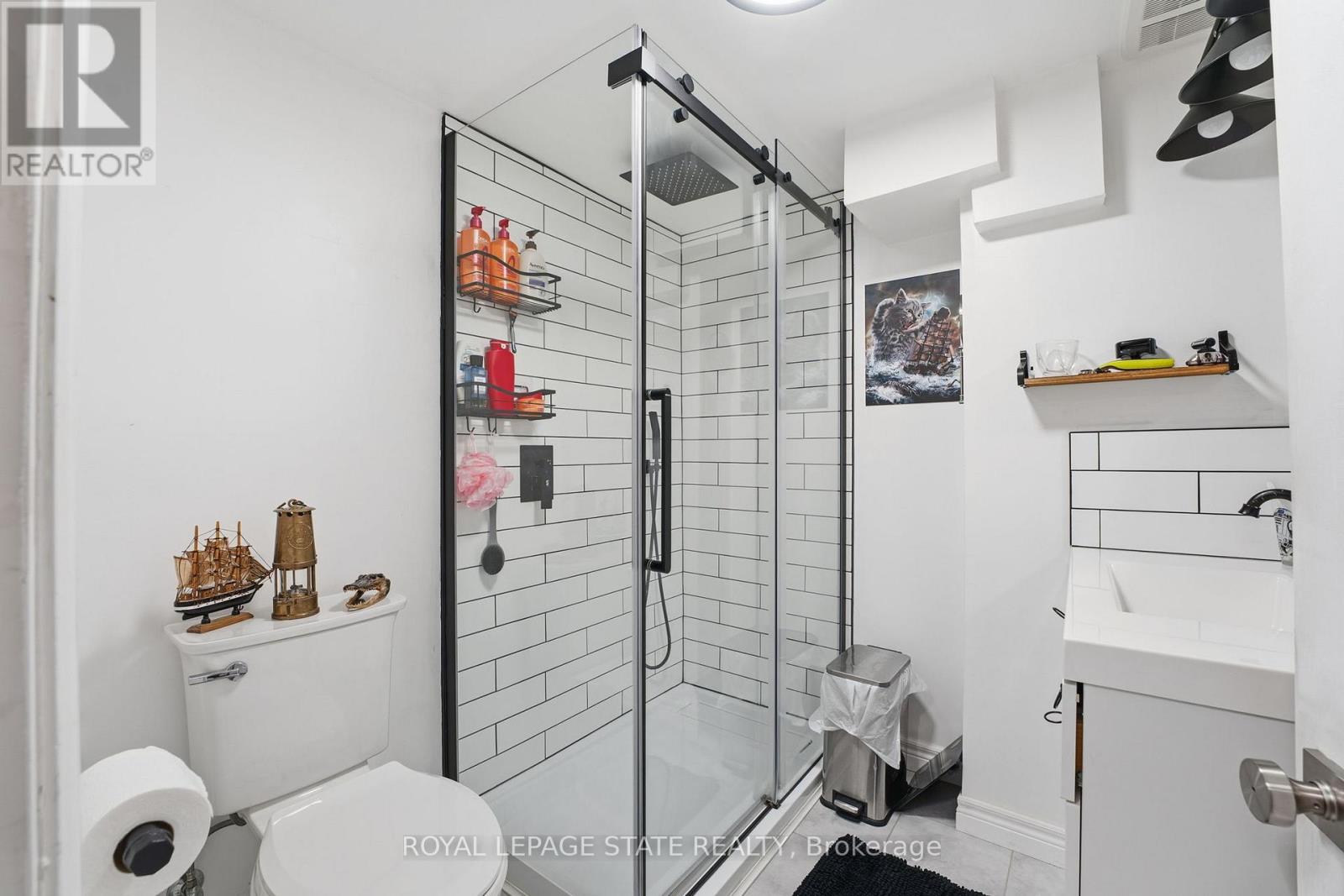 105 Rand Street, Hamilton, Ontario  L8J 1A7 - Photo 25 - X12701716