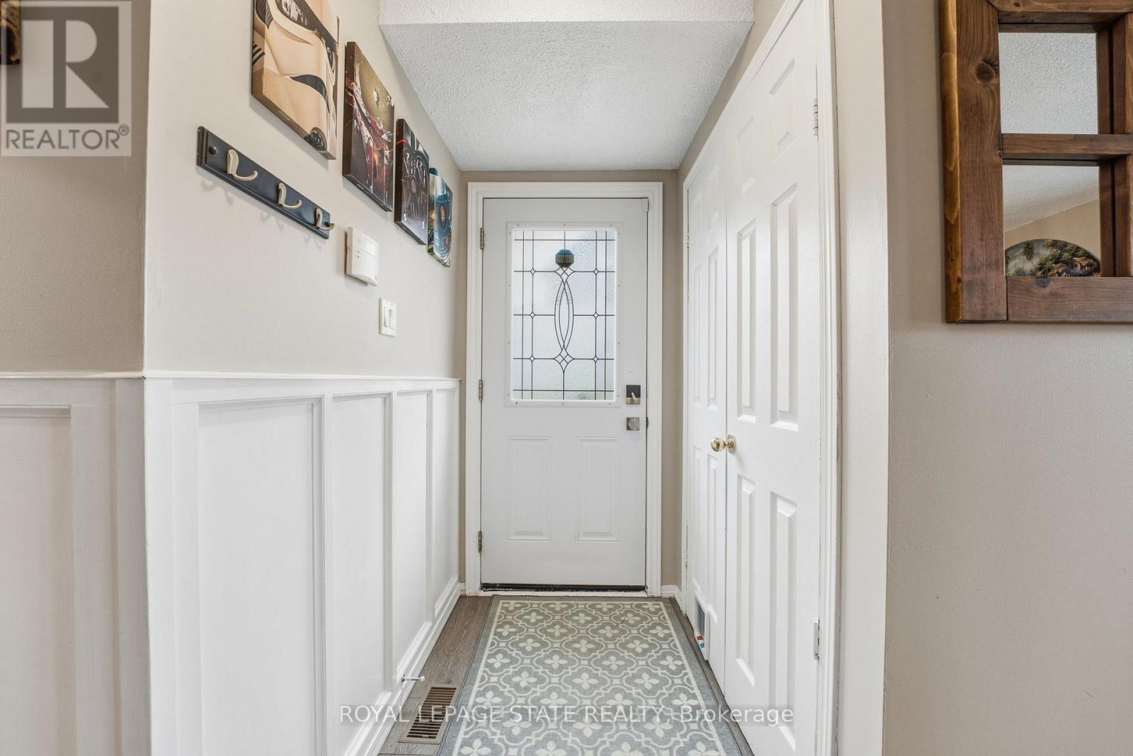 105 Rand Street, Hamilton, Ontario  L8J 1A7 - Photo 4 - X12701716