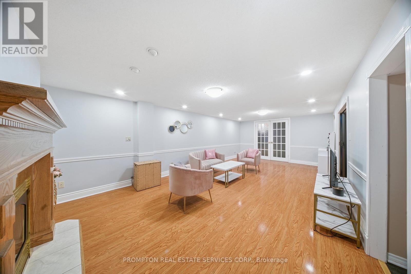 16 Fernwood Crescent, Hamilton, Ontario  L8T 3L1 - Photo 14 - X12701550