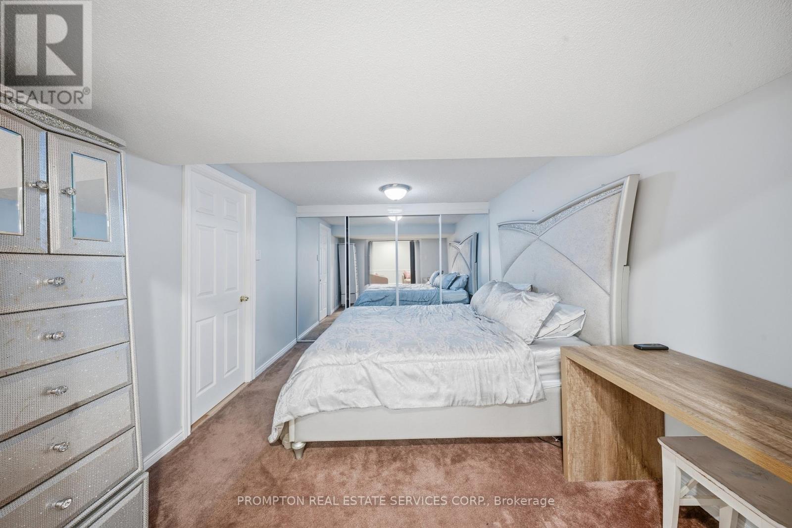 16 Fernwood Crescent, Hamilton, Ontario  L8T 3L1 - Photo 16 - X12701550