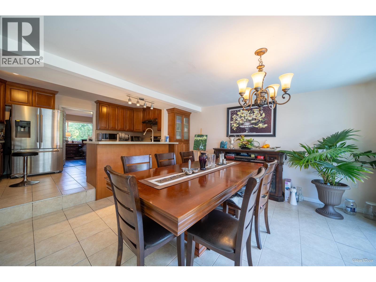 5681 Sardis Crescent, Burnaby, British Columbia  V5H 3K4 - Photo 19 - R3080110