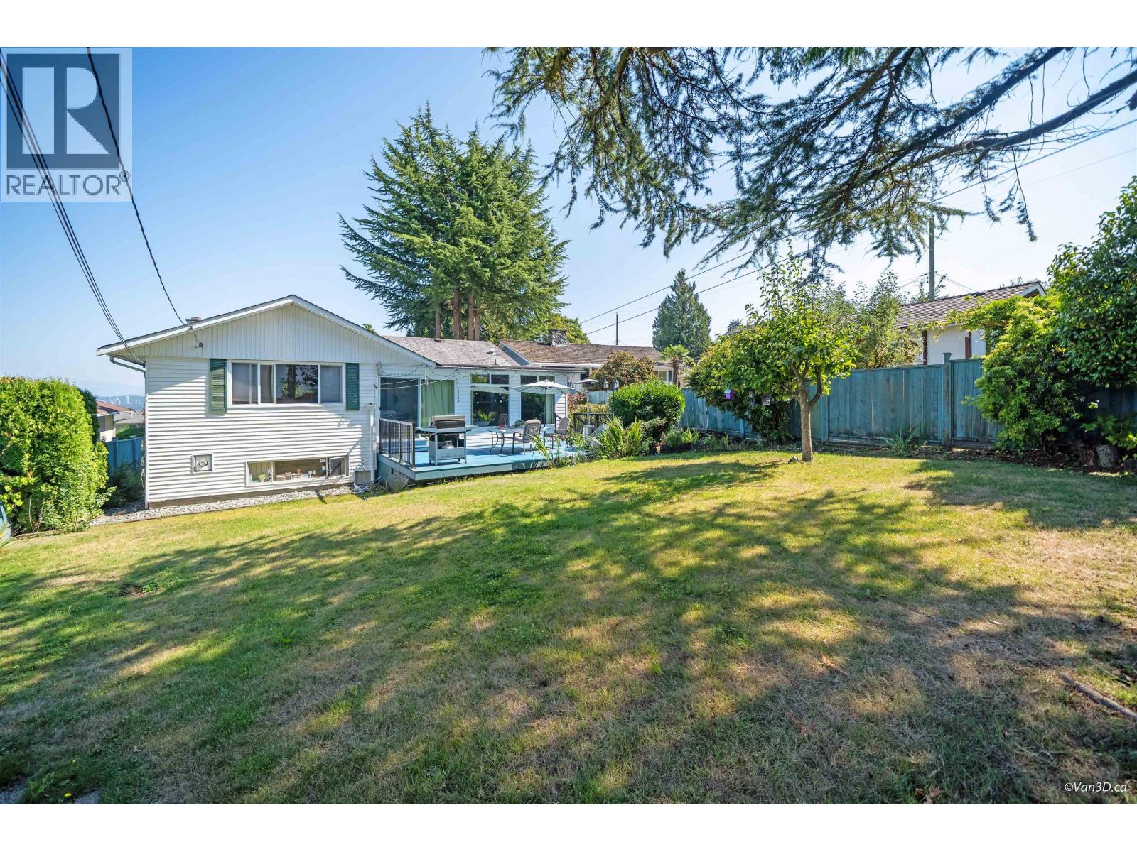 5681 Sardis Crescent, Burnaby, British Columbia  V5H 3K4 - Photo 30 - R3080110