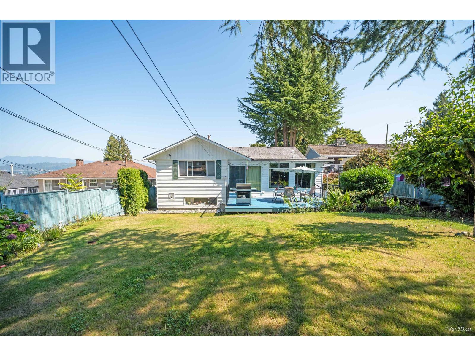 5681 Sardis Crescent, Burnaby, British Columbia  V5H 3K4 - Photo 31 - R3080110