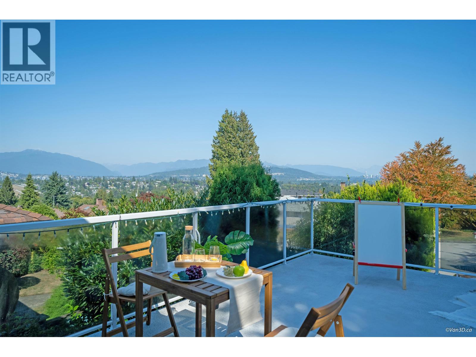 5681 Sardis Crescent, Burnaby, British Columbia  V5H 3K4 - Photo 24 - R3080110