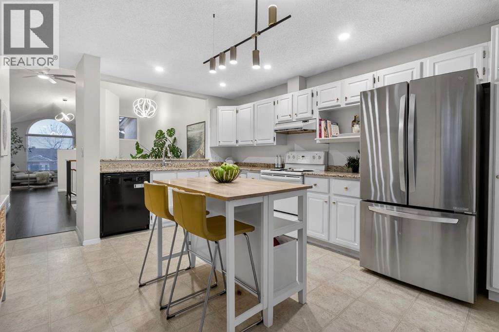 643 Strathcona Drive Sw, Calgary, Alberta  T3H 1K6 - Photo 16 - A2277598