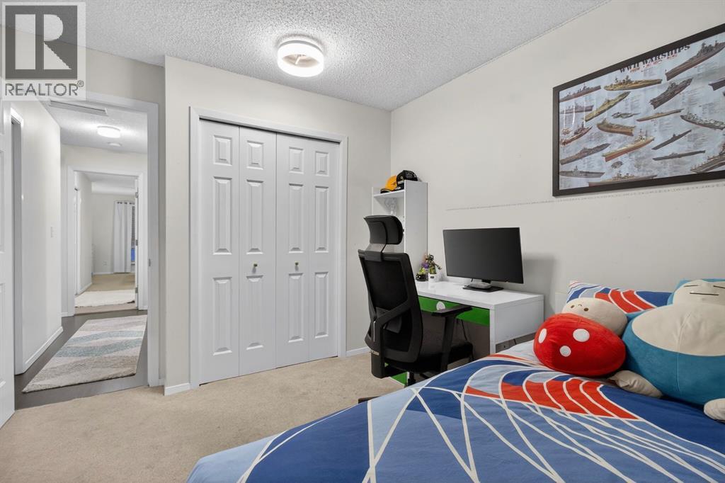 643 Strathcona Drive Sw, Calgary, Alberta  T3H 1K6 - Photo 28 - A2277598